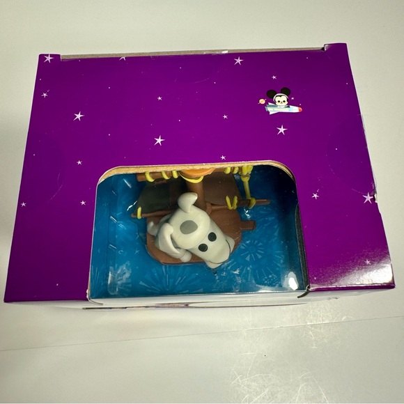 NWT. Disney Vinyl Figurine By Joey Chou - Pirates Of The Caribbean - Prison Dog. - Picture 2 of 9